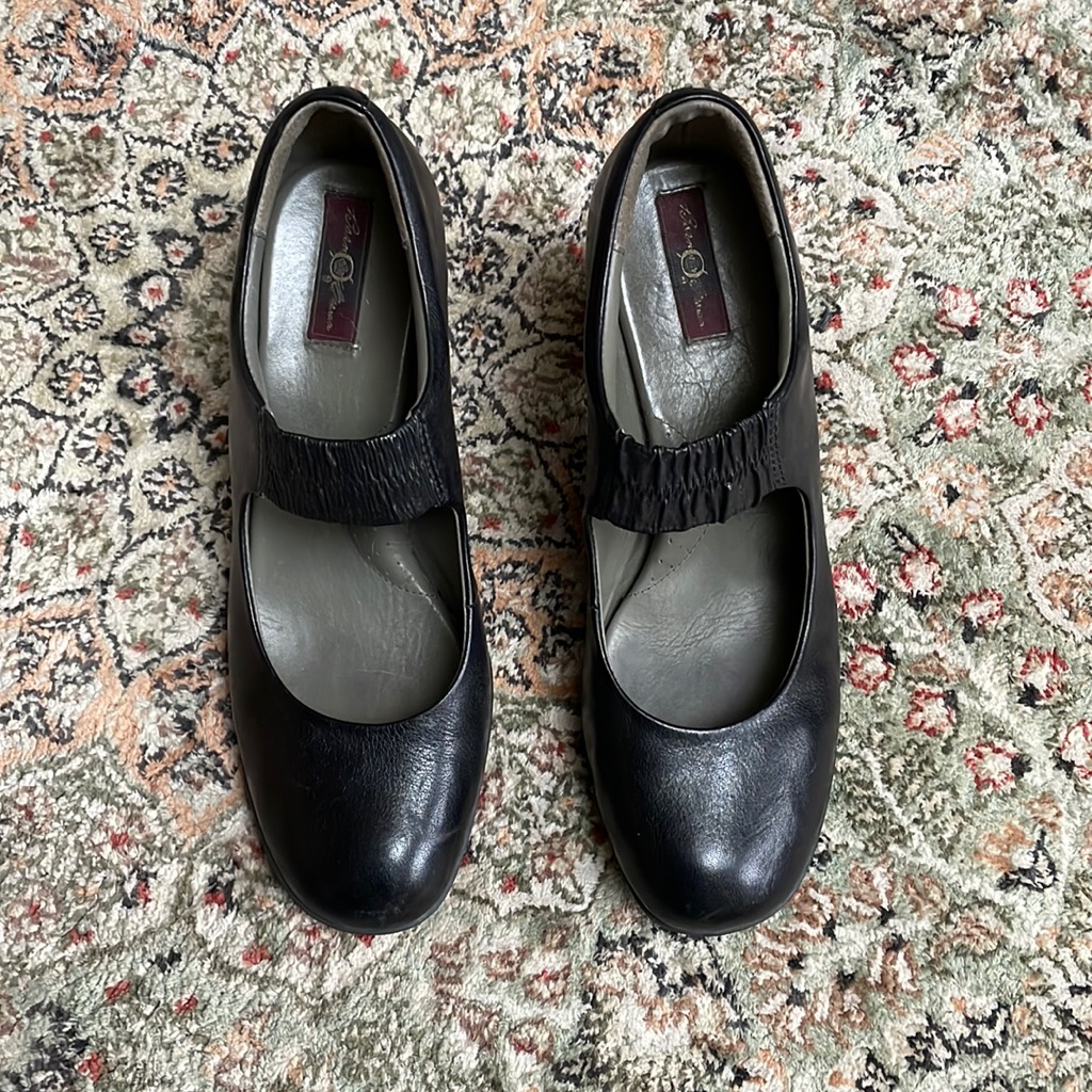 Born 3” Shoes, 8 1/2